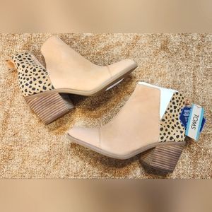TOMS Everly Cheetah Heeled Ortholite Boots Size 8